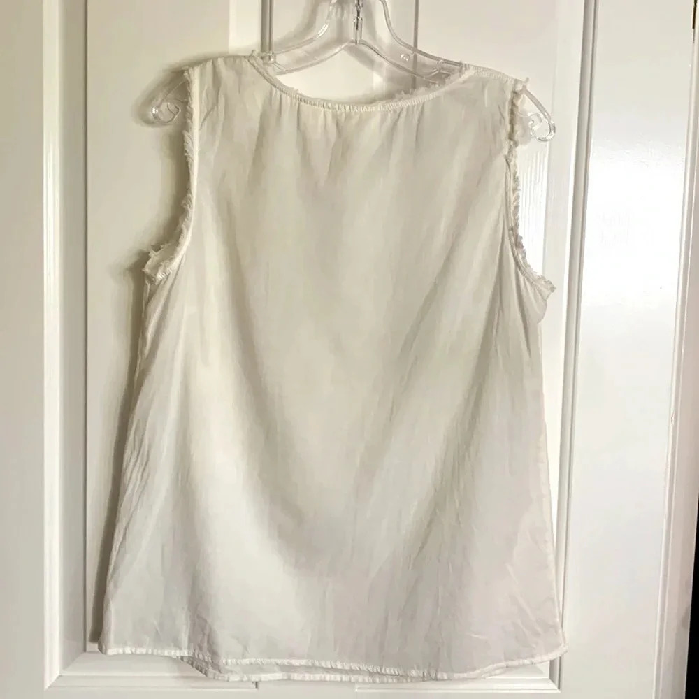 EUC womens H&M LOGG sheer white cotton blouse size 10 with appliqué flowers - Picture 4 of 5